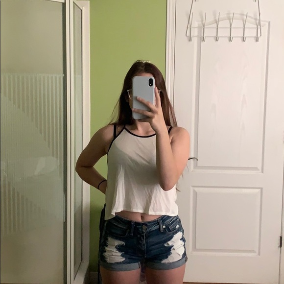 Crop Shirt - Picture 3 of 3